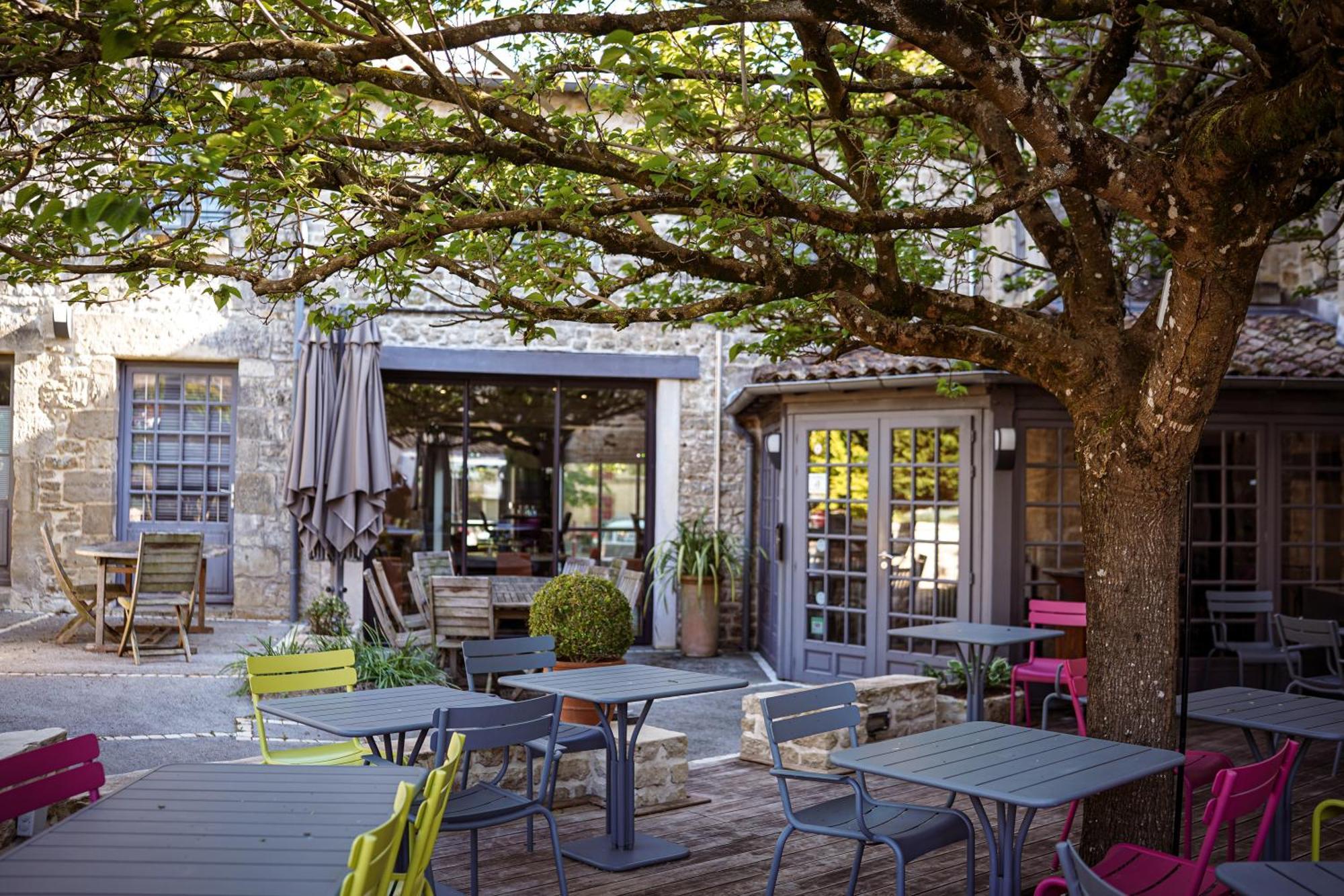 Logis Hostellerie De L'Abbaye Celles-sur-Belle Dış mekan fotoğraf
