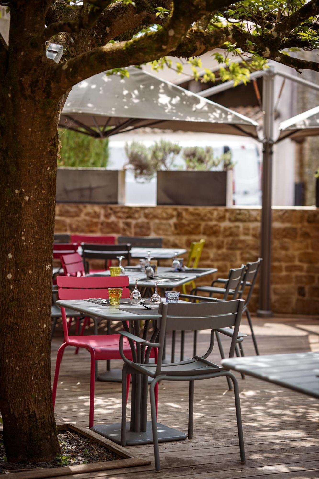 Logis Hostellerie De L'Abbaye Celles-sur-Belle Dış mekan fotoğraf