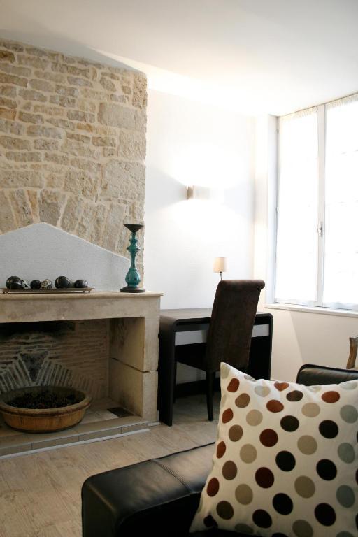 Logis Hostellerie De L'Abbaye Celles-sur-Belle Dış mekan fotoğraf