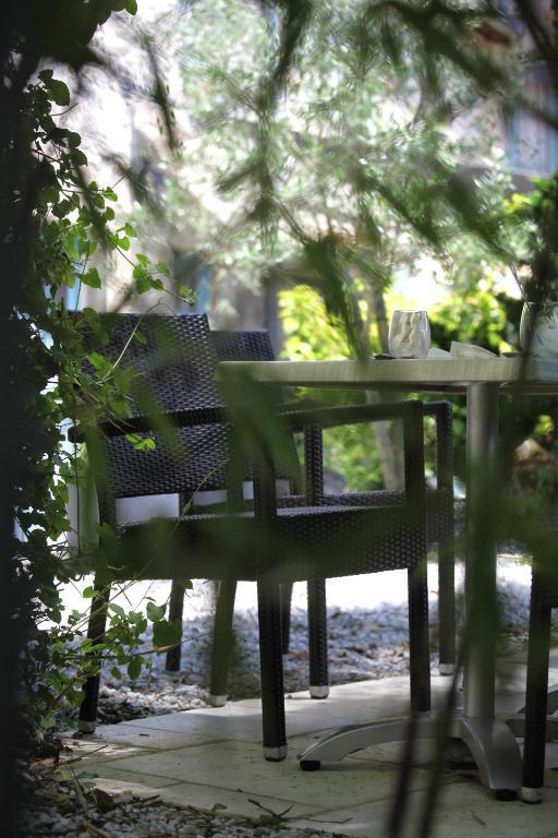 Logis Hostellerie De L'Abbaye Celles-sur-Belle Dış mekan fotoğraf